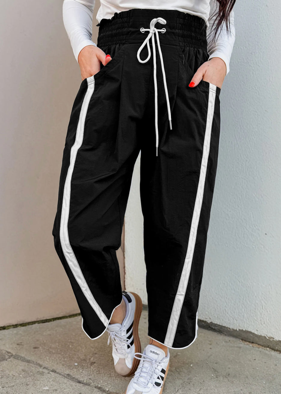 Stripe & Stroll Pants