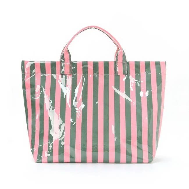 The Coastal Classic Tote