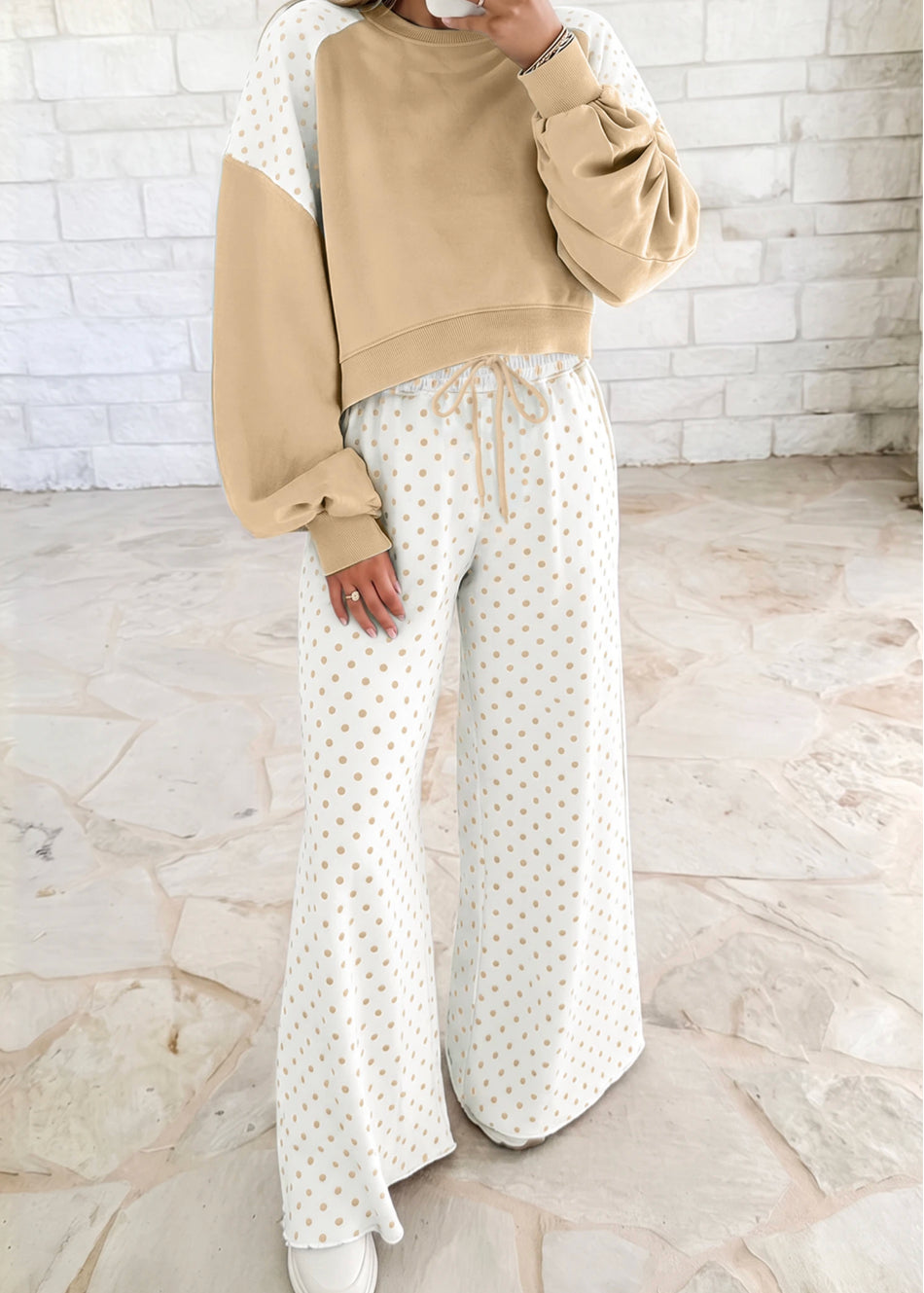 Latte Dot Lounge Set