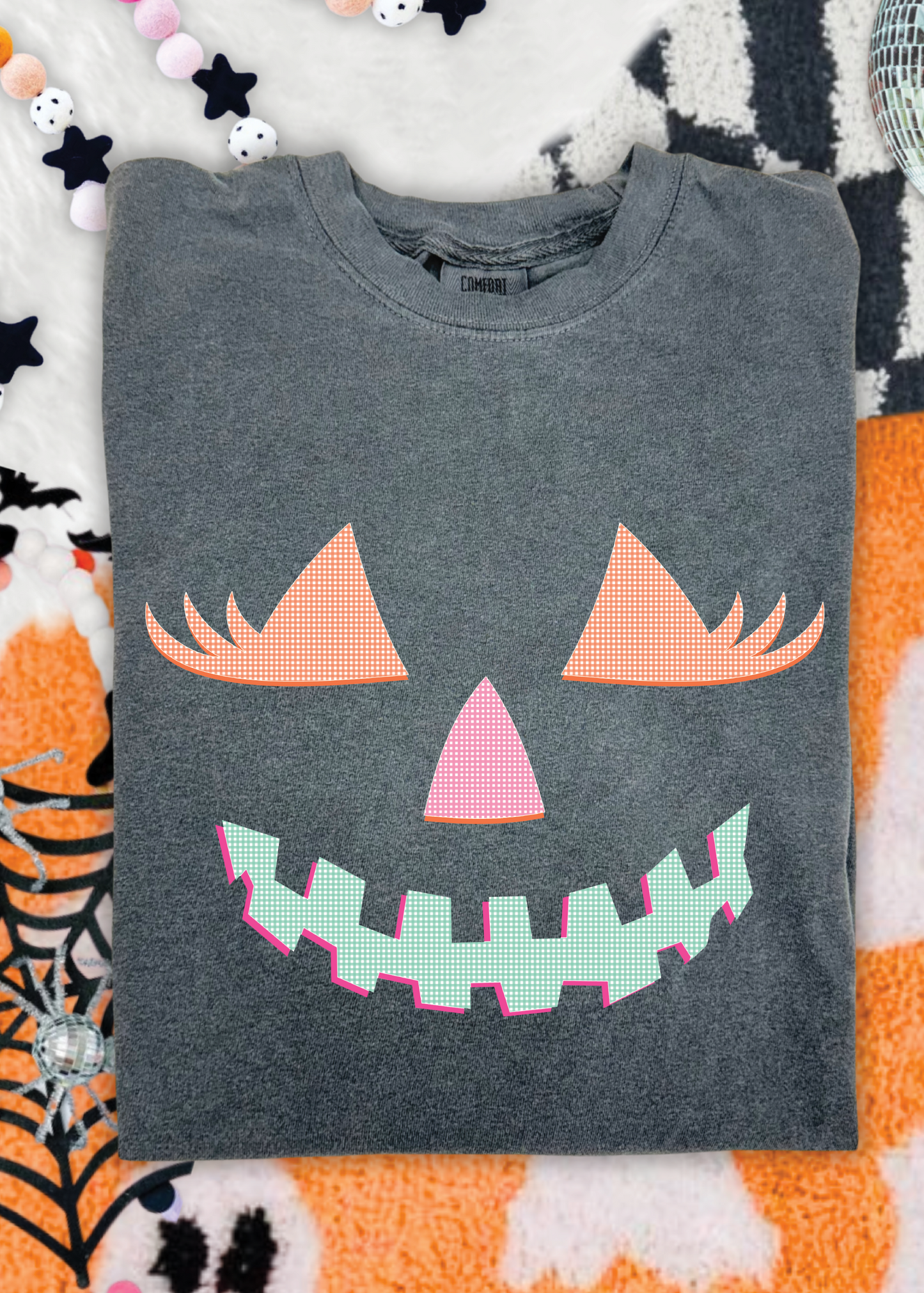 Pumpkin Face Comfort Color Tee